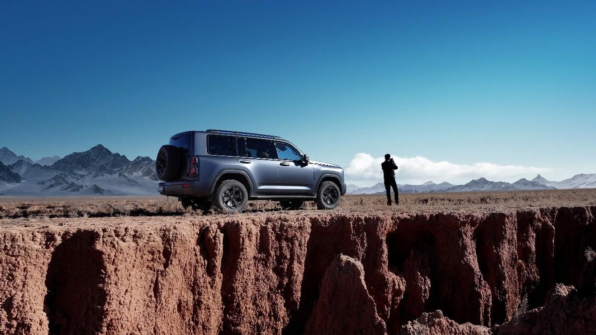 限时 23.29 万起！二代哈弗 H9 穿越版圆你远方梦