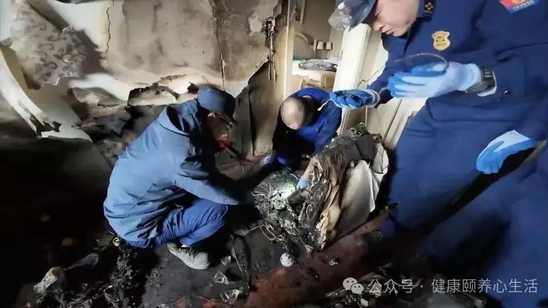 "金手杖"断裂，洪水噬命：养老院安全之殇何时休？