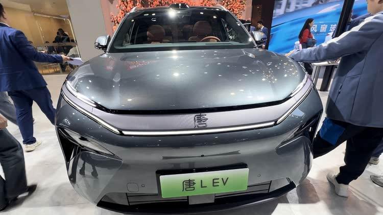 比亚迪继续登顶，国产车持续发力，四月销量排行榜分析