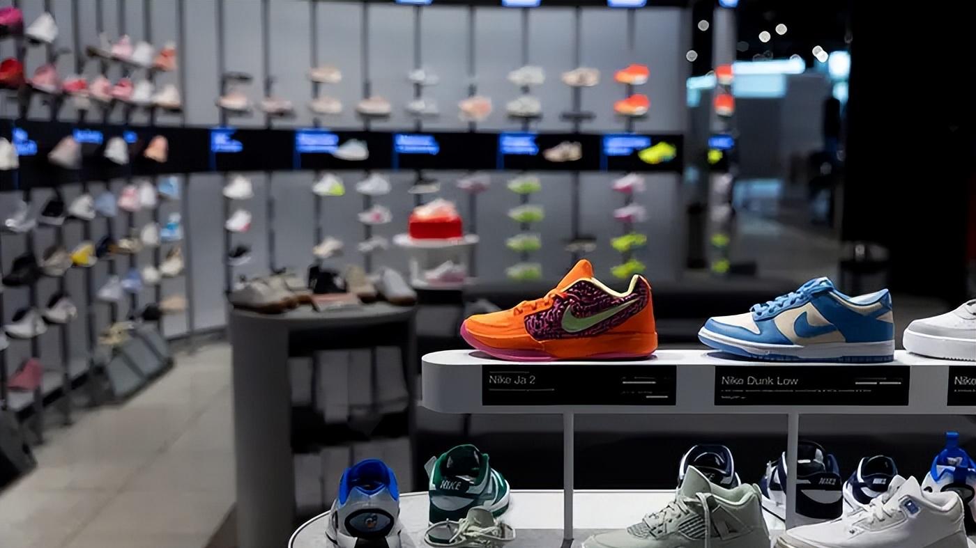 越南想清楚了？特朗普提出无理关税要求，与中方站一起才是出路