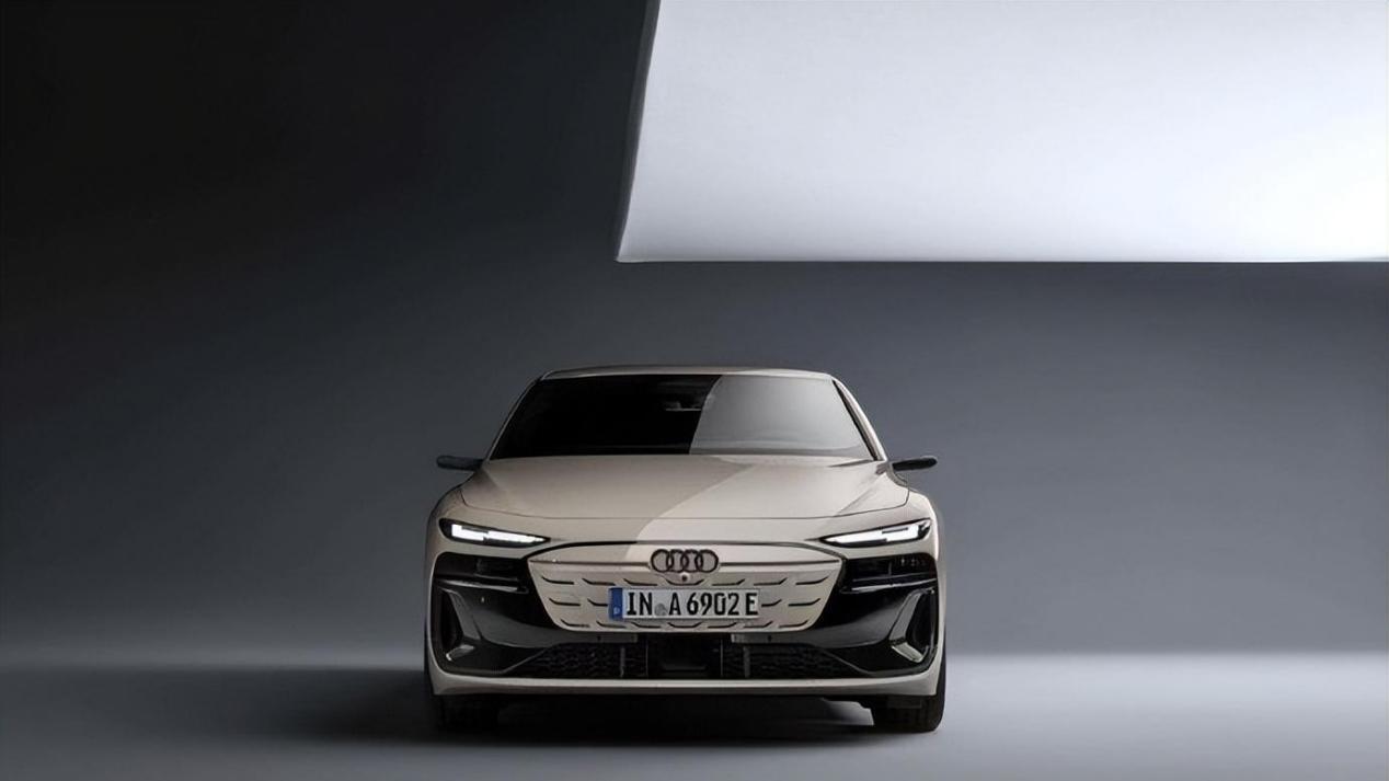 新一代奥迪A6即将首发，内外设计大变样，配全新动力总成，能火？