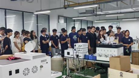 西安建筑科技大学来嘉仪通科技参观交流和研学活动