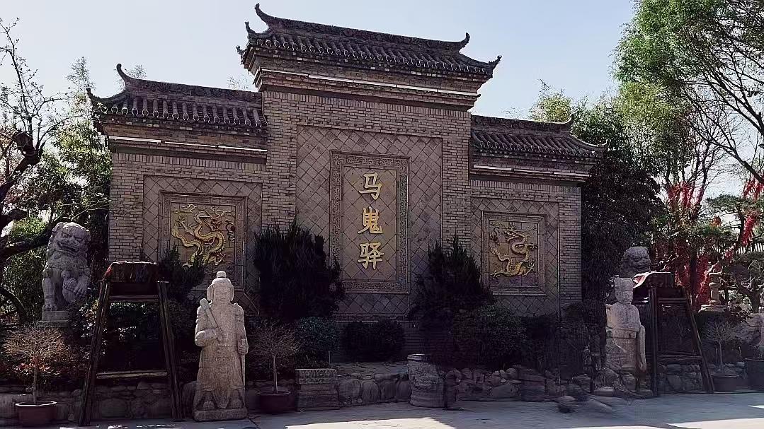 三千宠爱后的致命棋局：杨贵妃如何用身体做赌注，赌输了整个王朝