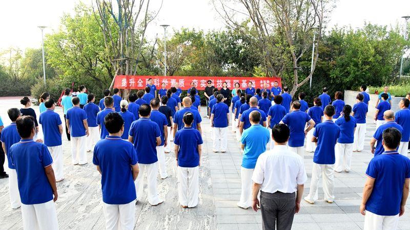 潢川县社会团体举行纪念抗战胜利八十周年暨科普宣传月展示活动