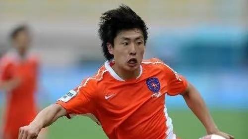 官方：青岛海牛与老将郑龙、沙一博、宋文杰、刘君完成续约