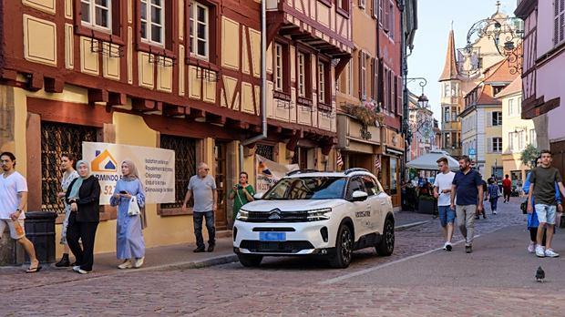 5008天逸打卡巴黎助威即将来临的盛事