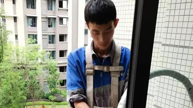 3年前，爬6楼救下女童的海尔小哥，拿到公司承诺的那套房了吗？
