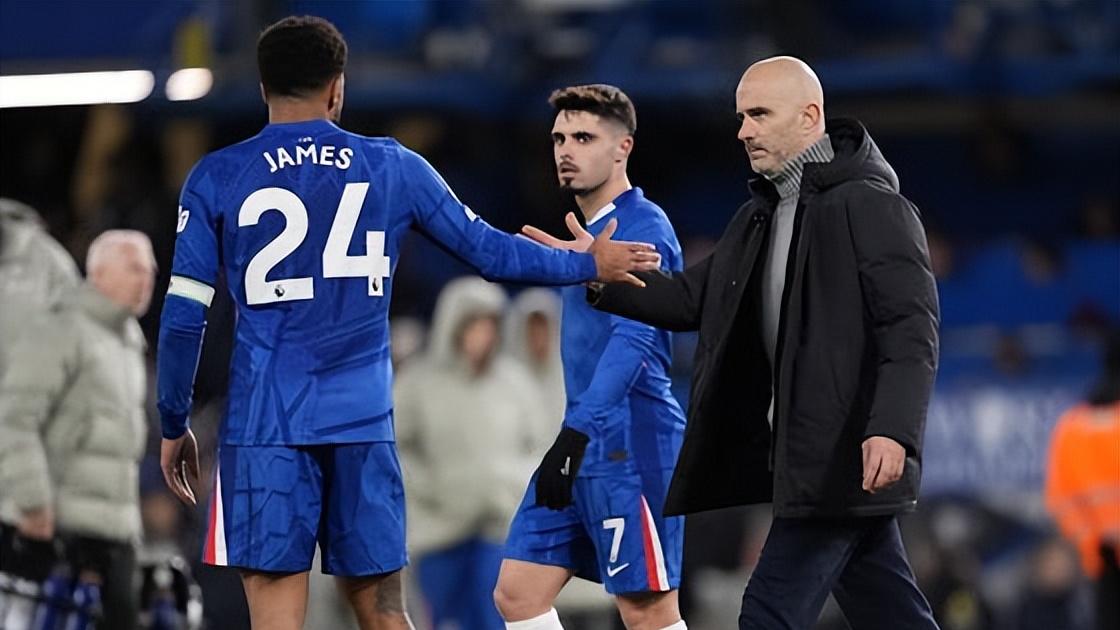 帕尔默换下风波：健康优先还是保守失机？