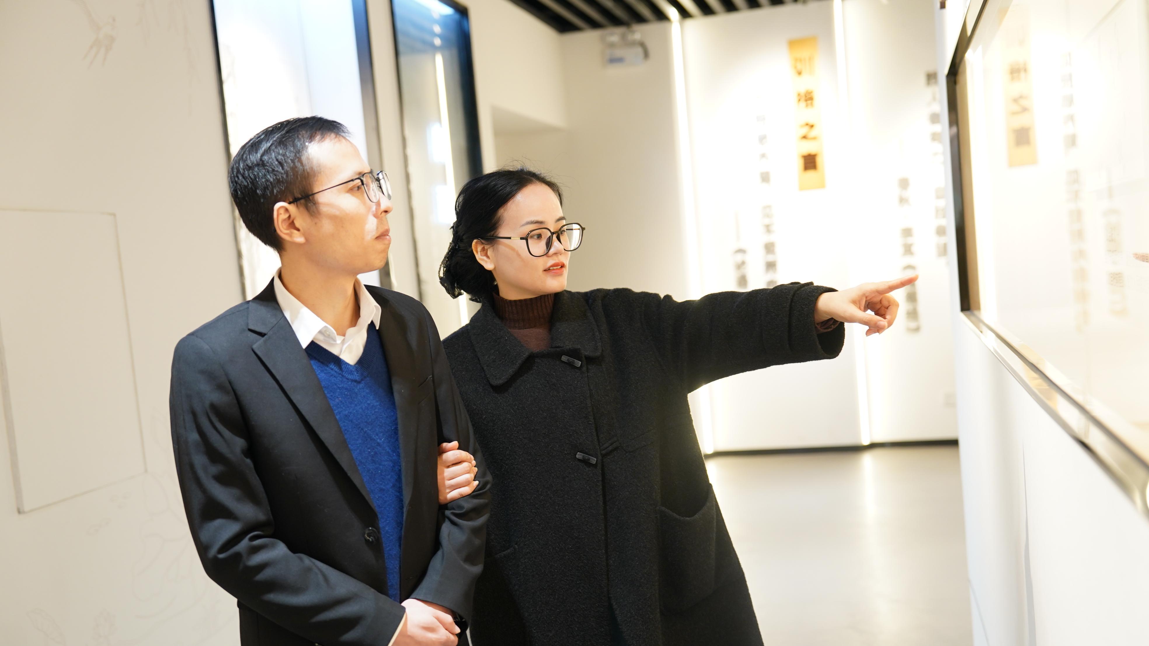 巴中市人力资源社会保障局开展新提拔（晋级）干部廉政谈话“夫妻档”活动