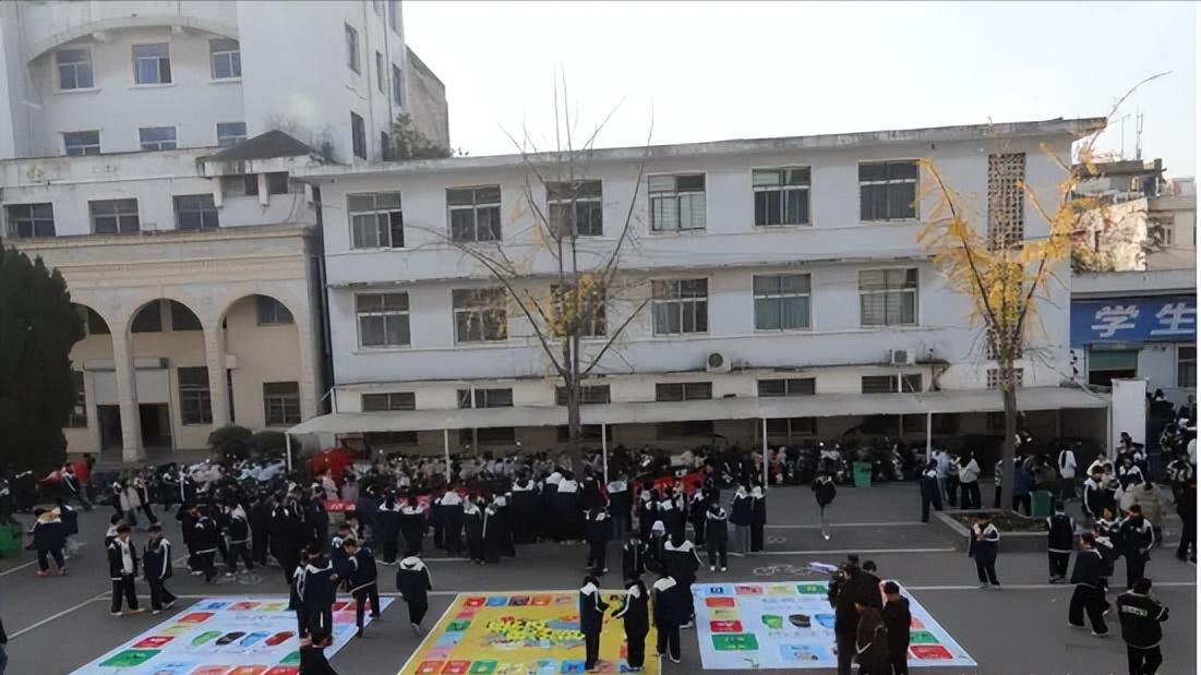 “签”约文明 “棋”心分类——阜南五初文明习惯养成教育主题活动