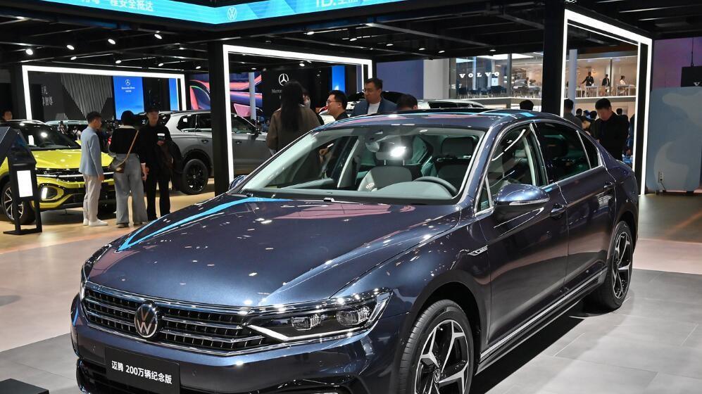 红旗H5跟迈腾相比哪个好？