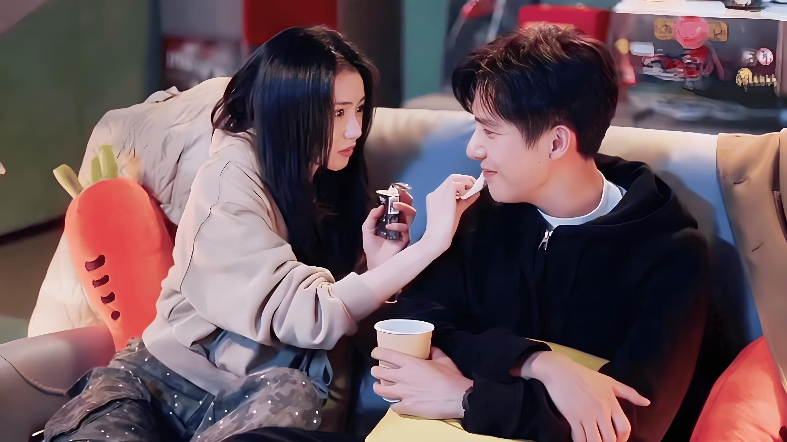 《陷入我们的热恋》：内娱“最会哭”双人组引爆期待，未播先火的三大看点