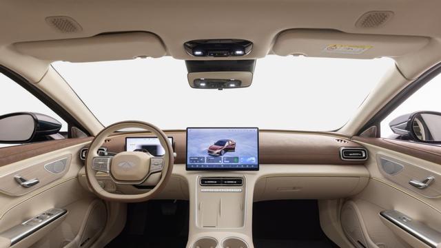 奇瑞风云 A9L 香港车展首秀，树立全球高端新能源轿车价值新标杆