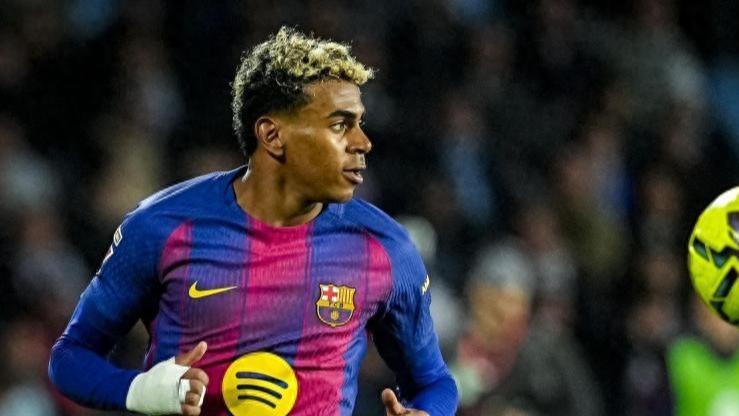 西媒：亚马尔克服感情困扰