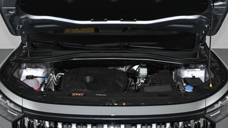 15万左右的家用SUV可以多“豪华”？二排配加热、通风