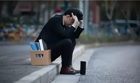 成都职场薪资低且单休或大小休居多的现象分析