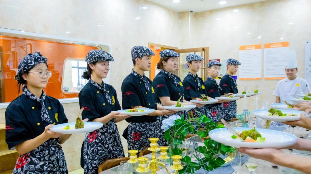 2025，高中生学这些技术专业，未来可期！