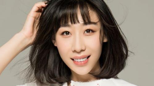 上半身平凡，下半身贪婪，被吐槽“驴脸”的任素汐凭什么一火再火