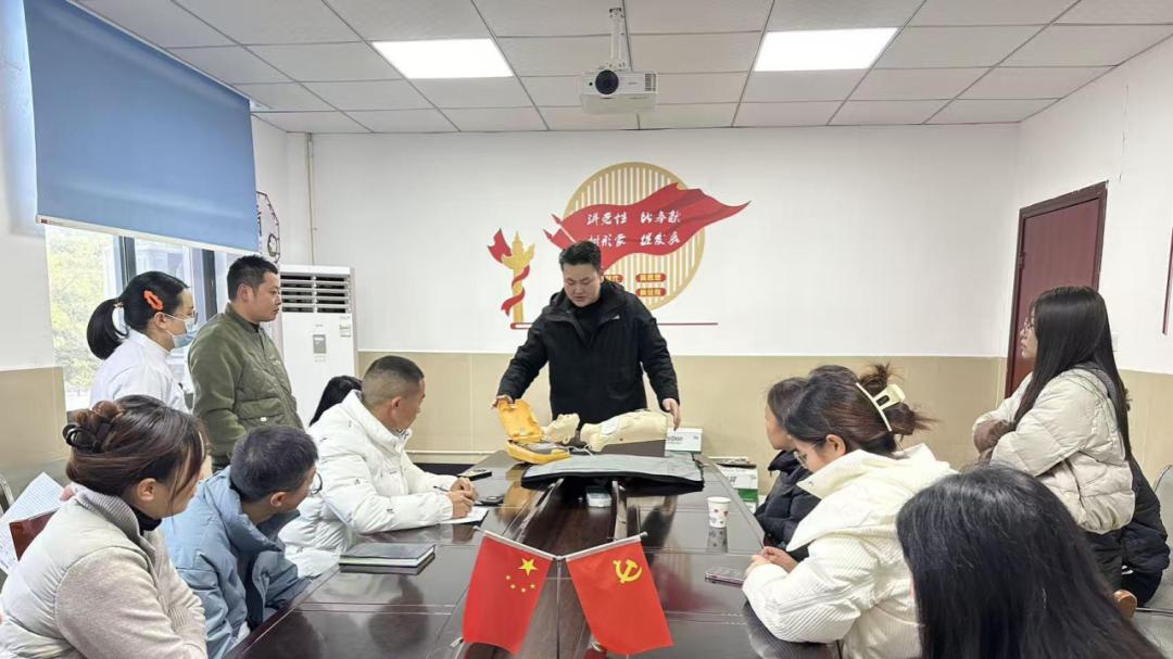 邛崃241台AED就位！安全感拉满