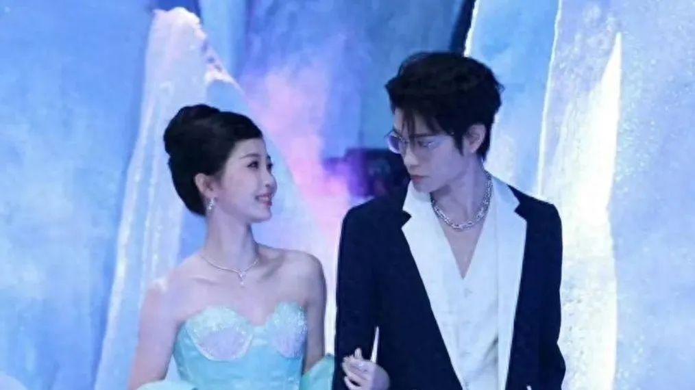 孟子义和李昀锐不愧是当下最火热的cp呀，昀牵孟绕太好磕了！！