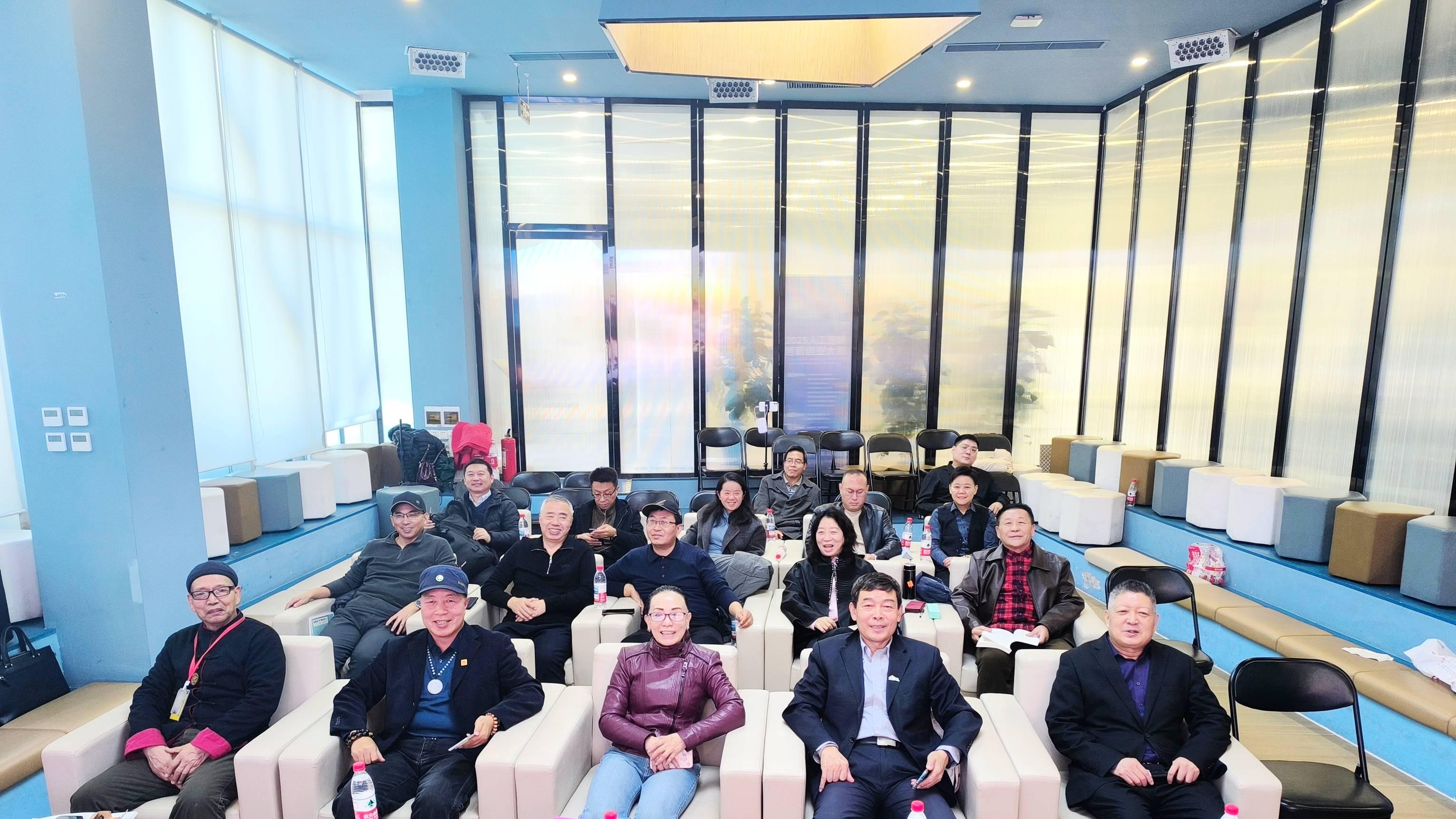 泰山企业家读书会线下月度活动举办，聚焦 “共读领袖 融合产业”