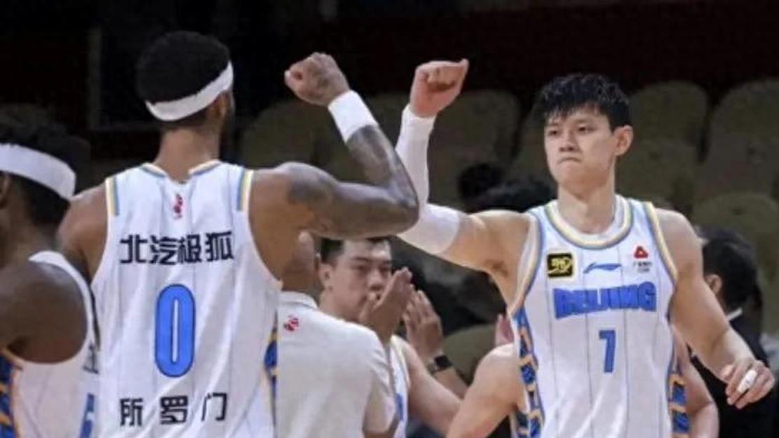 北京队客场力克浙江，豪取六连胜！曾凡博狂砍25分，闪耀全场