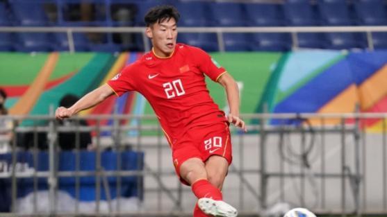 意外！朱辰杰受伤后要伤停多长时间，申花俱乐部终于官宣给出答案