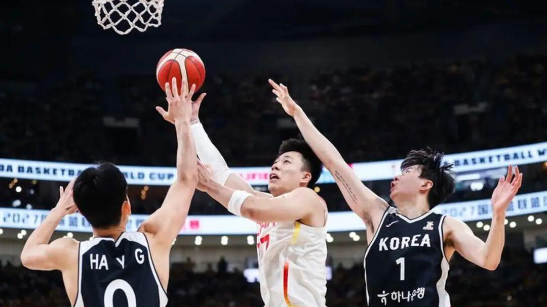 第一核心归队！新归化外援入选！中国男篮大战日本男篮，郭士强下课悬念揭开