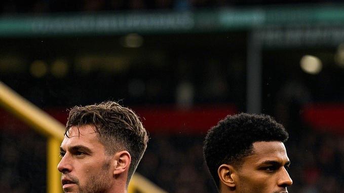 「愚人节看球指南」强阵对决暗藏变数，体能差异或改写积分格局