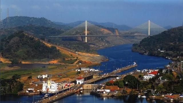 李嘉诚打破沉默，美军此举是否如同现实版的强行行事？