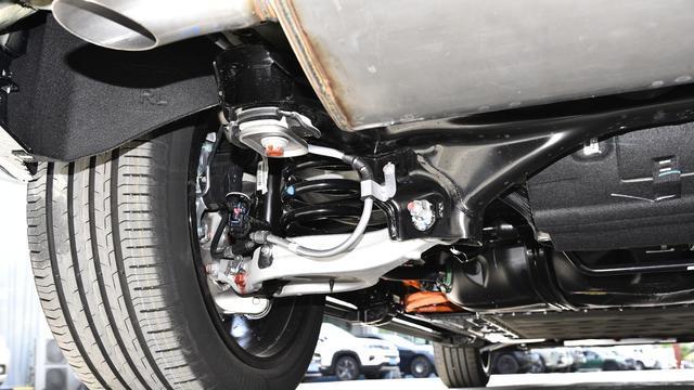 一箱油跑1343km，吃92粗粮，四驱+4.9s破百，这款SUV带激光雷达！