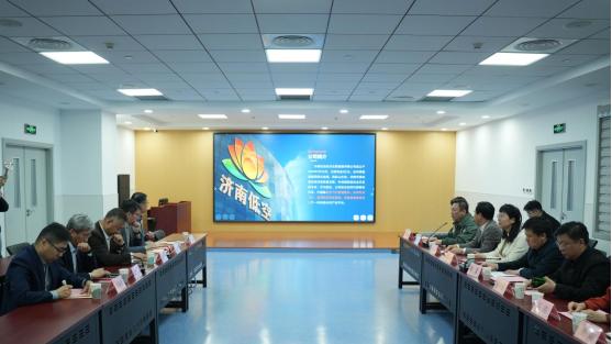 济南市“医防融合无人机专线”首飞成功 开启智慧公卫空中新通道