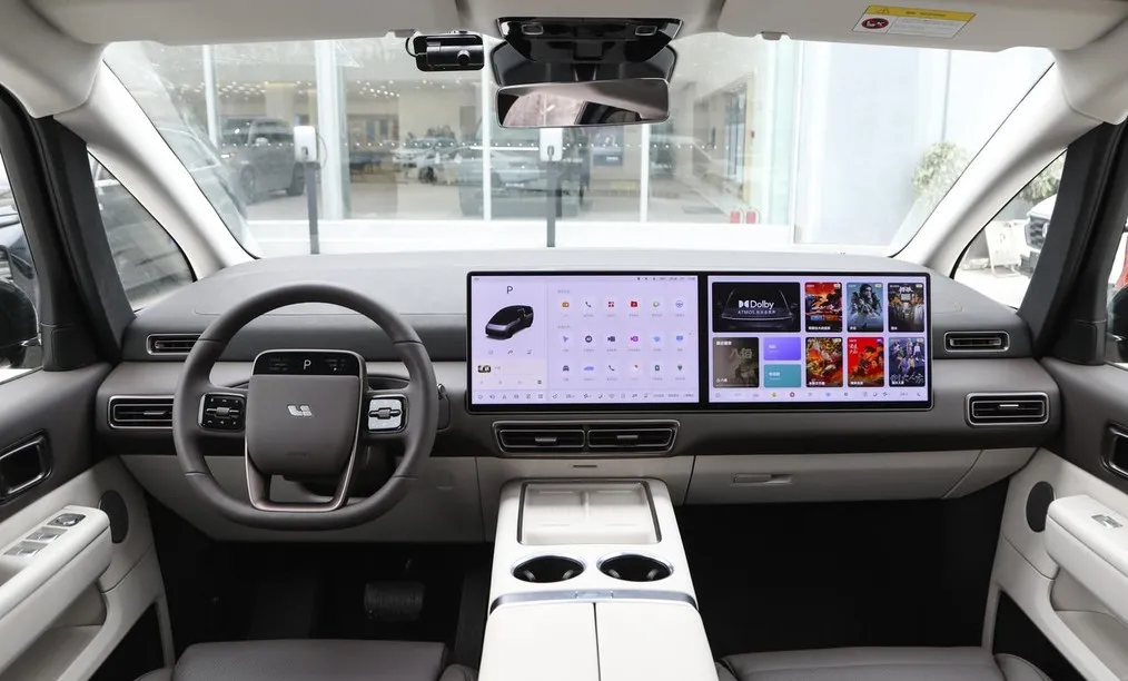 1.1万辆理想MEGA召回背后：55万的MPV，电池却成了定时炸弹？