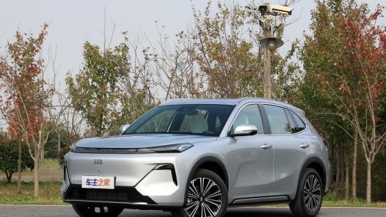 七座插混SUV入门仅10.39万 奇瑞风云T8哪款配置最超值