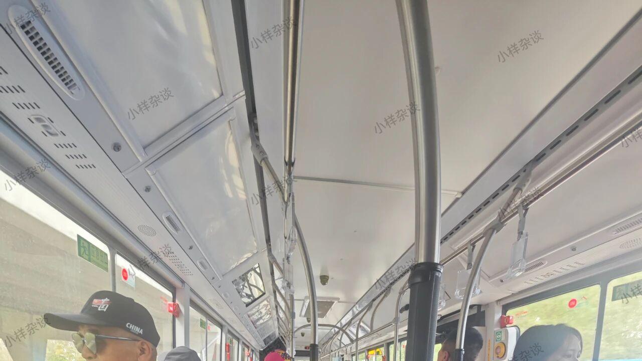 沈抚112路公交，车变小了，客流却变多了