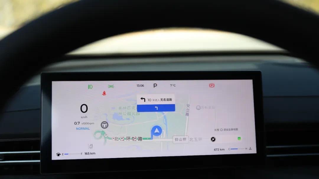 轴距超速腾、动力也更强！价格便宜几万！还有10个安全气囊！这还不抢？