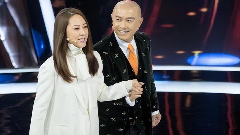 从光头天王到丧子父亲，张卫健的三落三起人生路