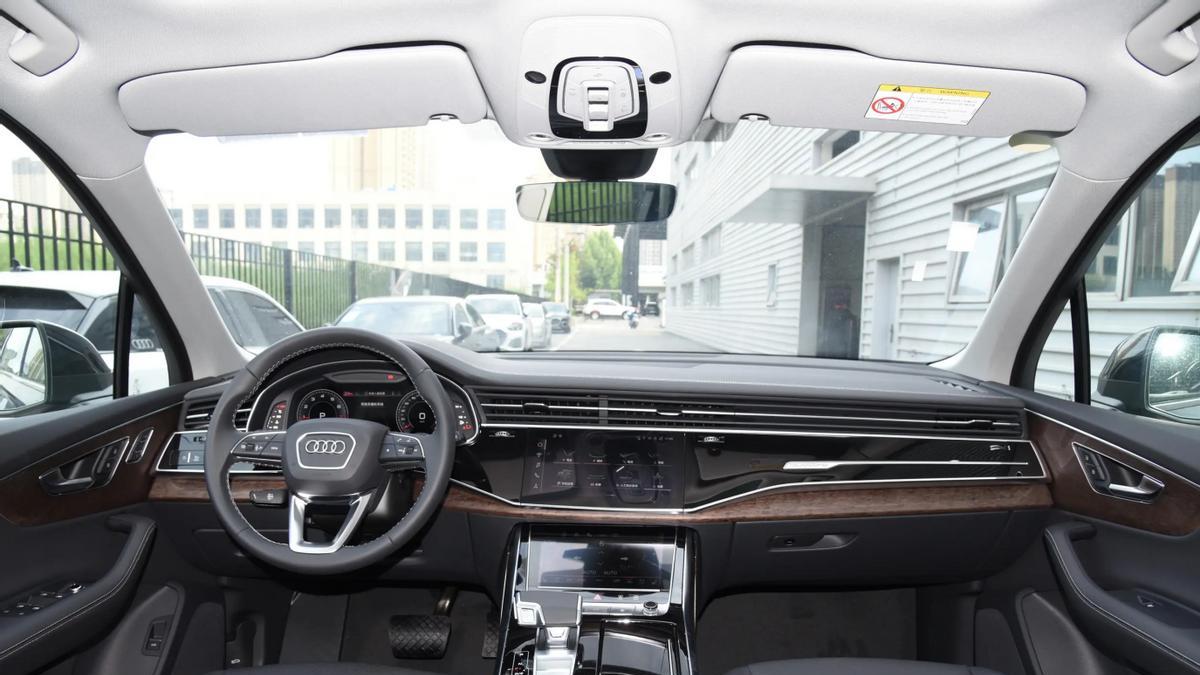 奥迪Q7 SUV——豪华与品质的结晶