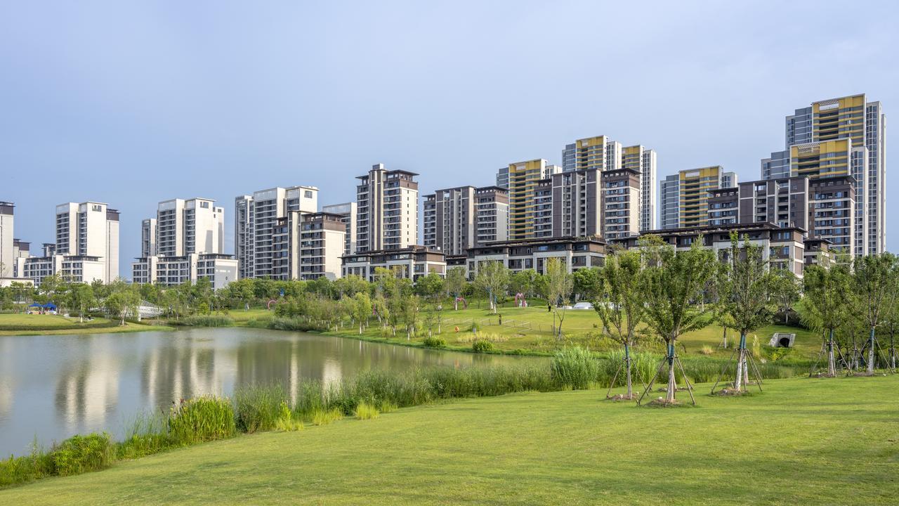 2025楼市火了？别再犹豫，机会只留给敢出手的人！