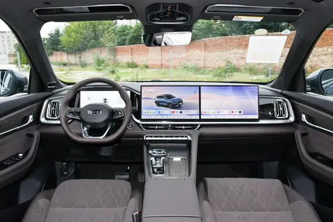 新能源这么火，为啥星越 L 还能卖爆？东方曜系列一来更没法挡了！