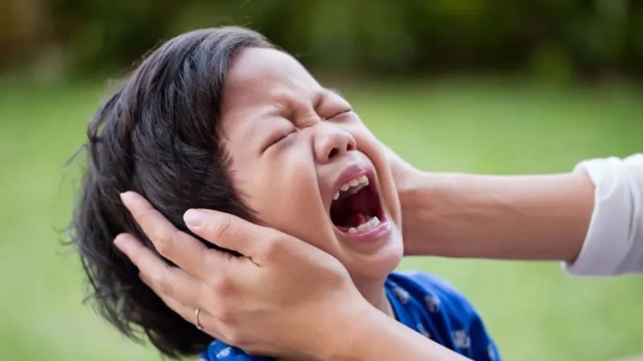 孩子发脾气，其实是件好事？看完这个解释，我再也不怕娃闹情绪了