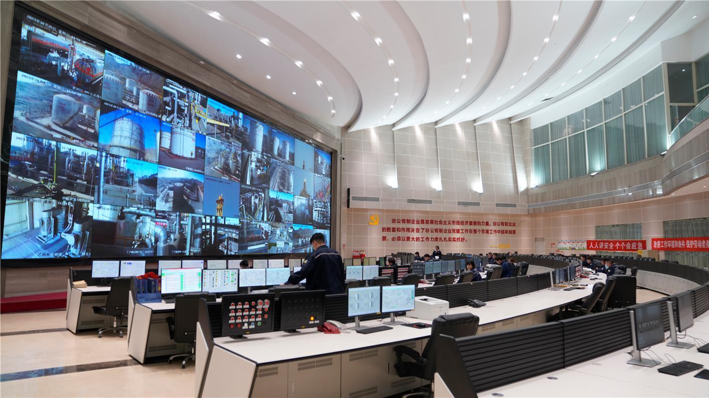 3500人+111万㎡园区：这家高新技术企业的化工安全数字化密码