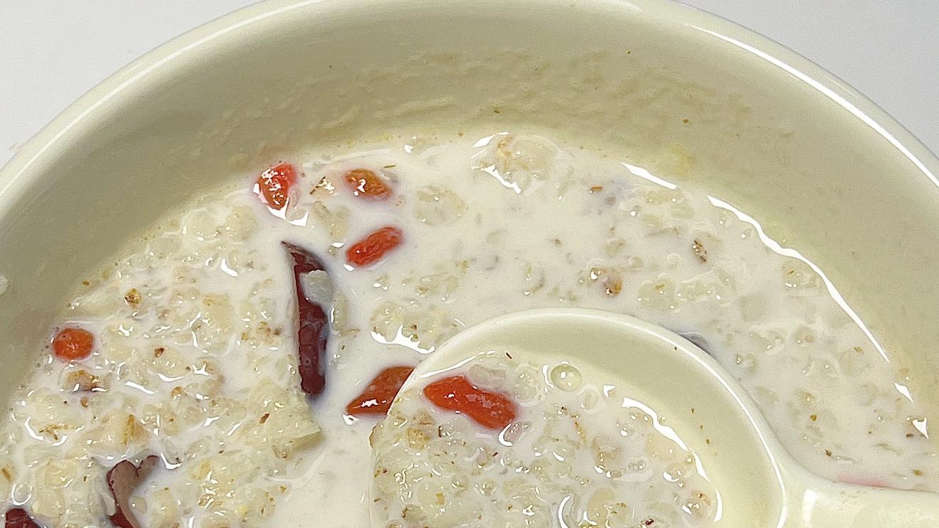 自制低卡燕麦杯：开启活力早餐新体验