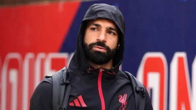 顶级球星硬刚无能主帅：萨拉赫爆发蓄谋已久，斯洛特输在情商不足