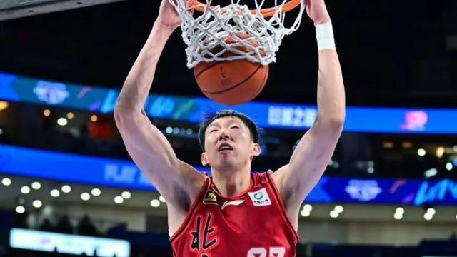 10连胜！北京134108大胜吉林，周琦22+7，曾凡博27+6！