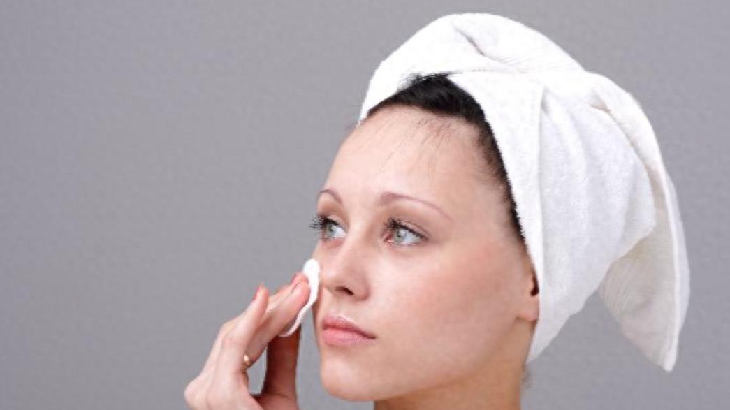 吃异维A酸软胶囊多长时间，脸上才会没有痘痘