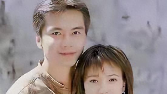 演员何晴去世后，前夫许亚军隐私被爆，孩子处境引猜测。