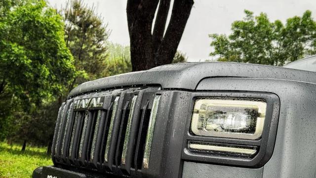 Hi4版本卖得火热的哈弗猛龙，为何“逆流”推出燃油版？