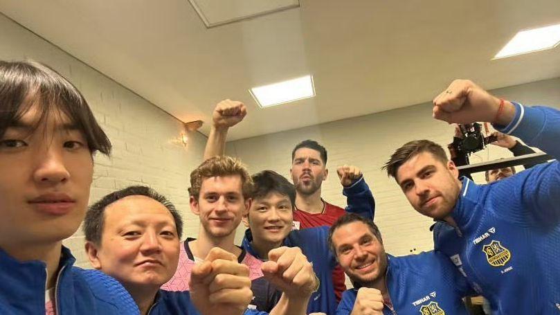 3-0大获全胜！樊振东欧冠首秀取得开门红：国乒奥运冠军笑容灿烂