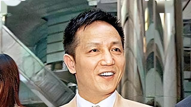 入狱住单间，全监安空调，狱中16年，狂赚30亿，为何他能如此豪横